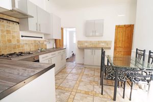 Photo 14- click for photo gallery